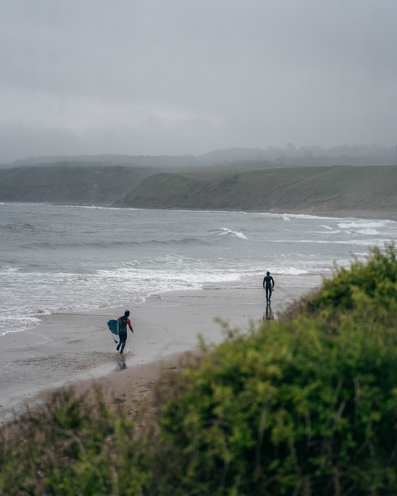 Entry to the rivermouth, Pease Bay