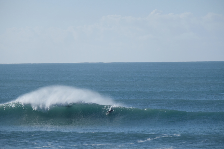 Wainui Beach - Schools surf break
