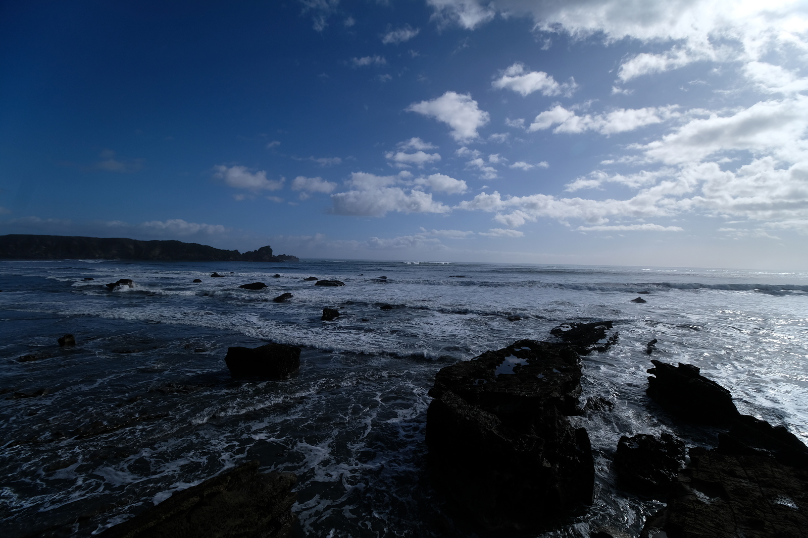 Solid winter swell - very long period and powerful, Woodpecker Bay