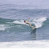 Surfer: Oscar Berckemeyer, Señoritas