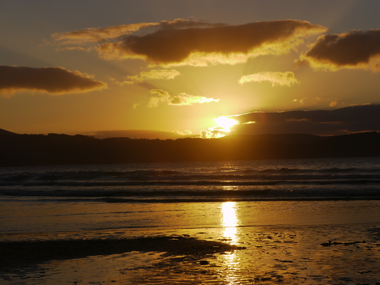 sunset in esteiro beach (galicia), Playa de Esteiro