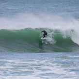 Surfs up, Victoria Bay