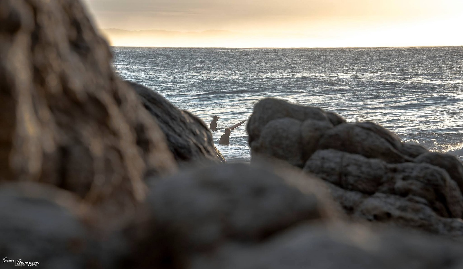 Surfs up, Victoria Bay