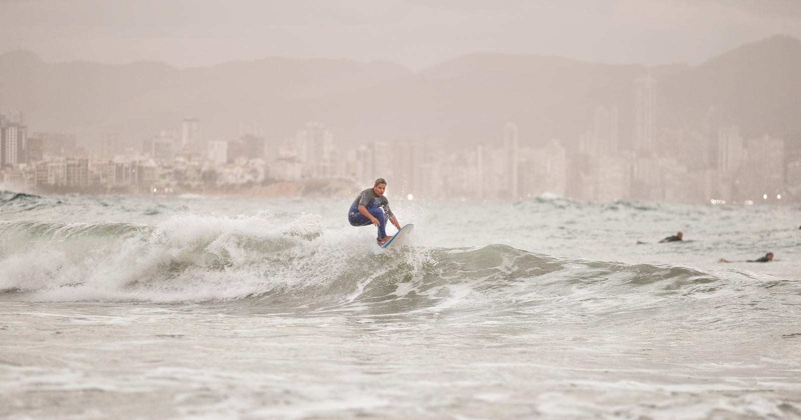 igor korovin sport, Derecha de la Cala