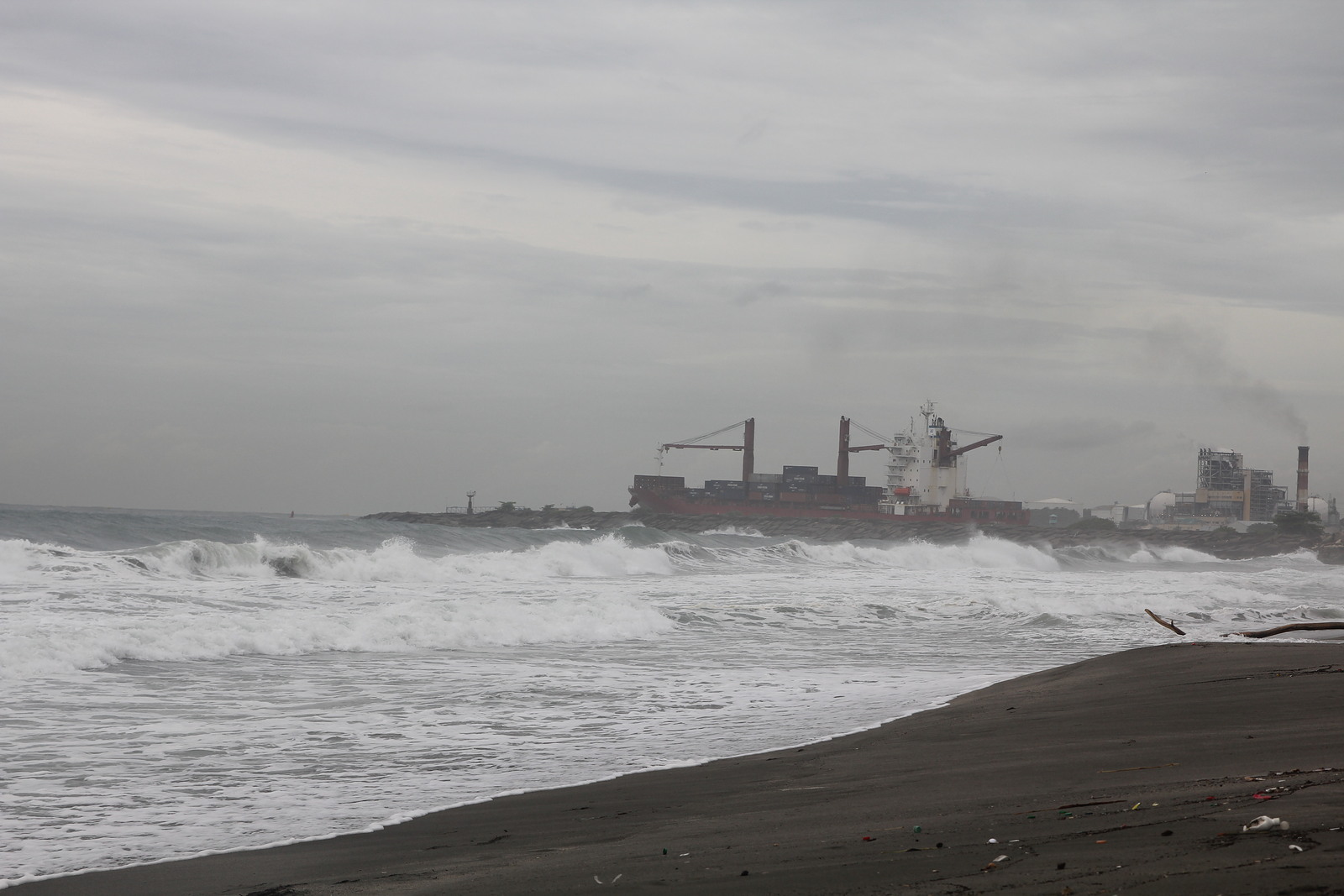 Playa Chinchorro Huracan Melissa, El Chinchorro (Red Beach)