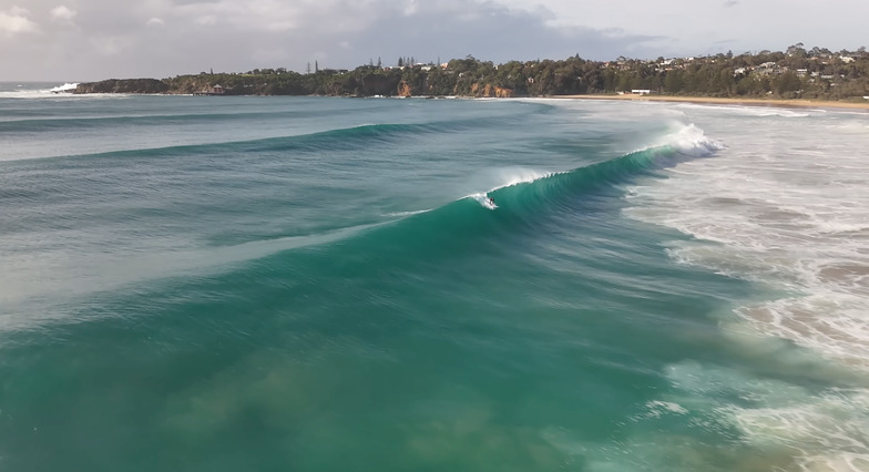 Solo surfer, Tathra