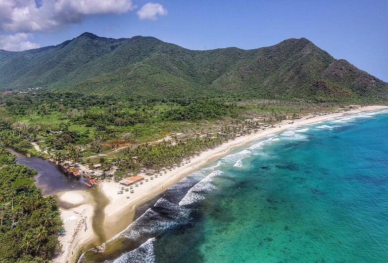 Cuyagua surf break