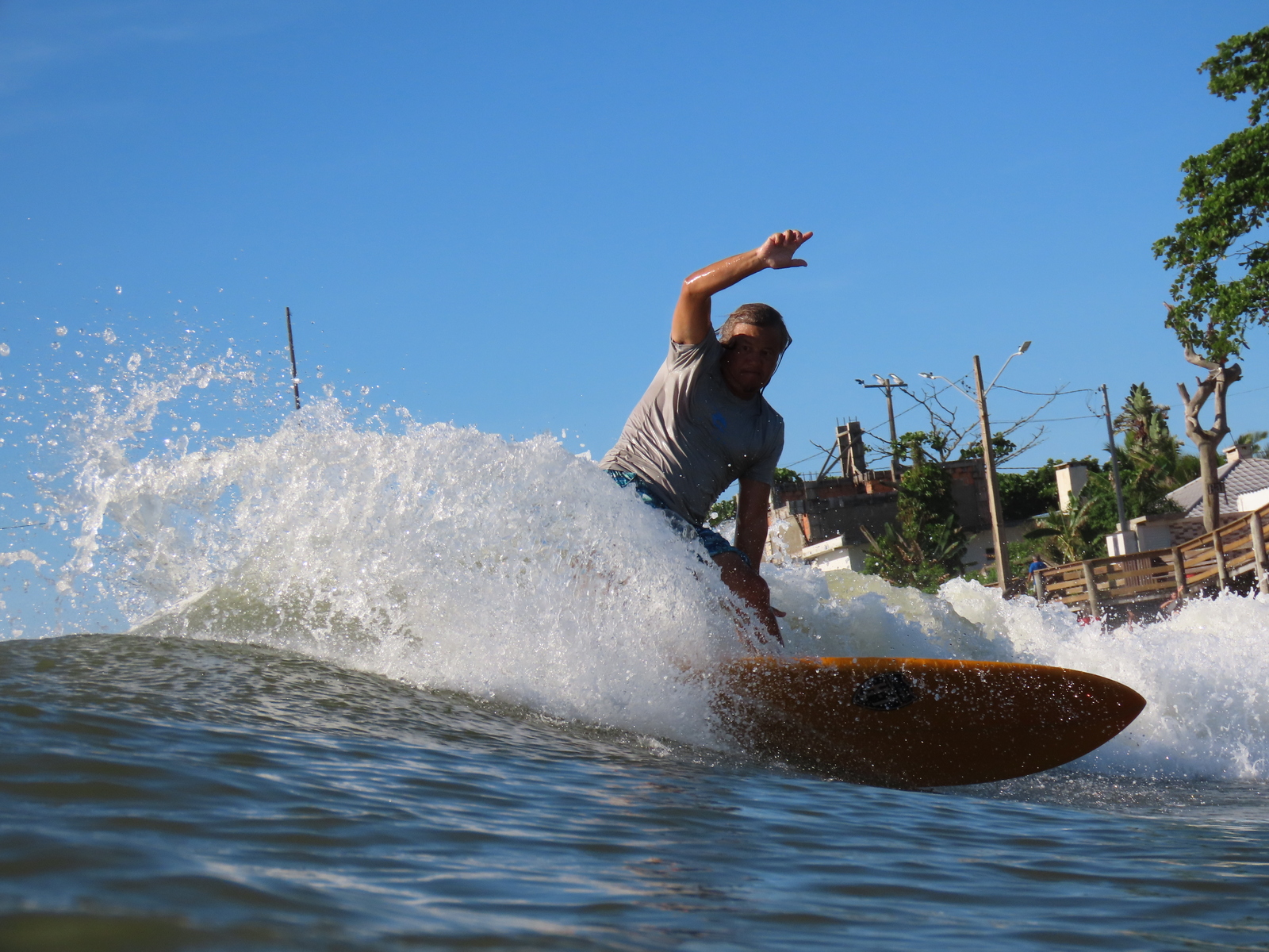 Pico de Matinhos surfcheck