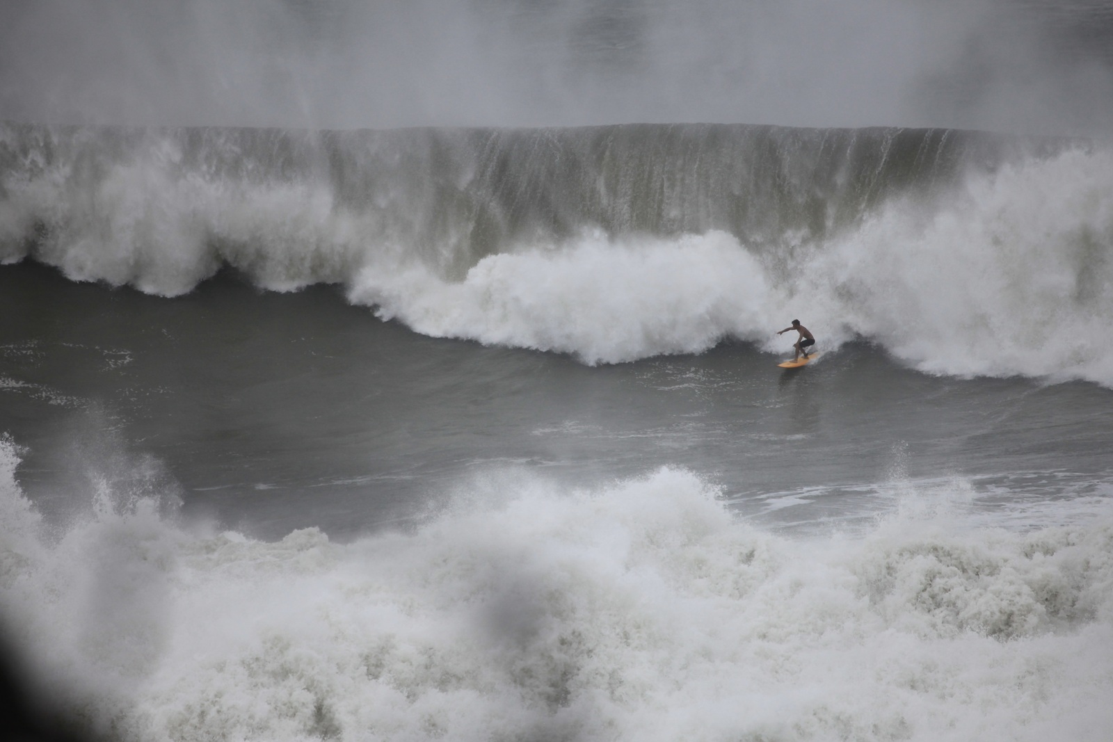 large secrets, Kawana Beach