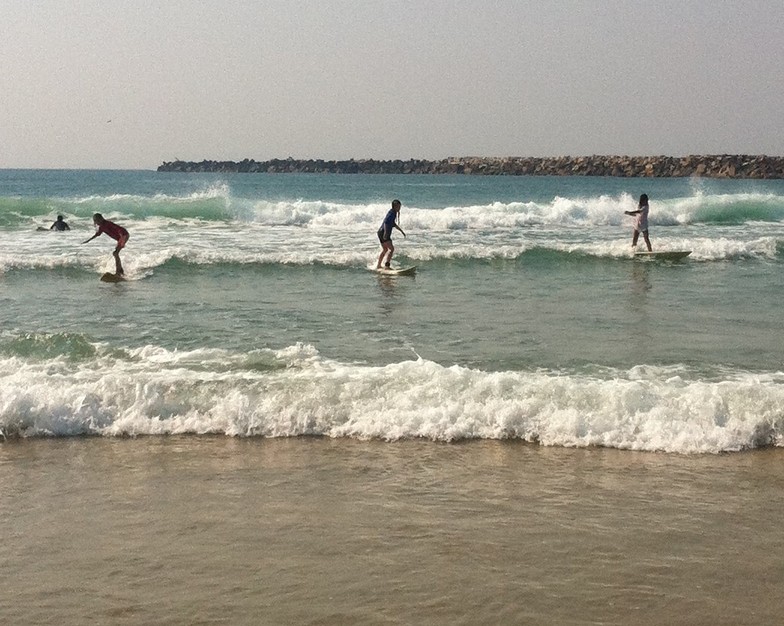 Girl power surf stars of Iluka, Iluka-North Wall