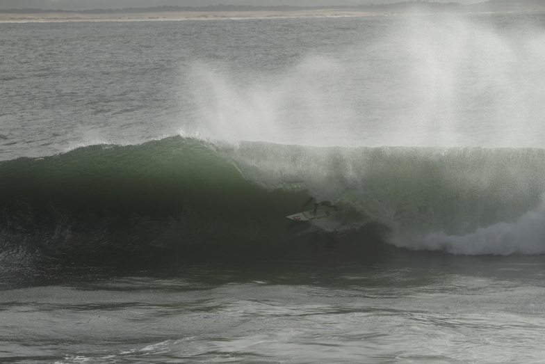 Newcastle -The Harbour surf break