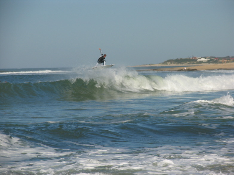 Boneyards surf break