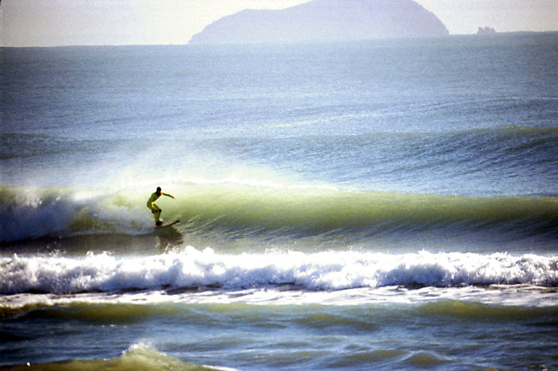 Mount Maunganui surf break