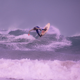 NEWQUAY TOWN BEACH SURFER DEC 2011 