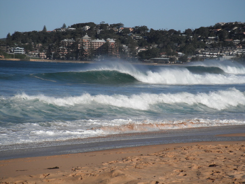 Barrels at Wambie, Wamberal Beach