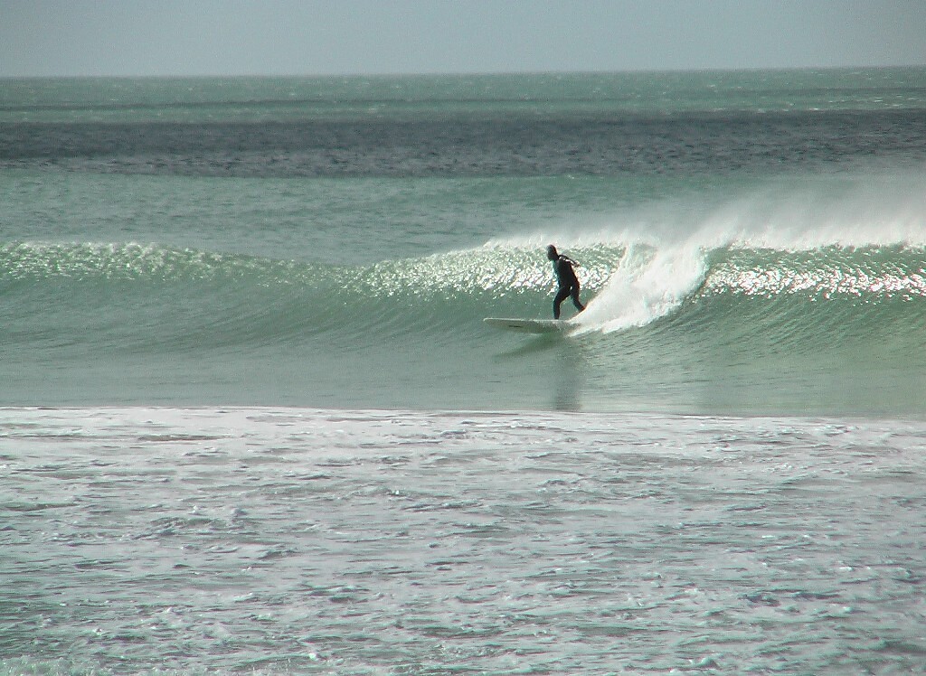 Wainui - 14 July 05. A small high tide wave at Stock Route., Wainui Beach - Stockroute