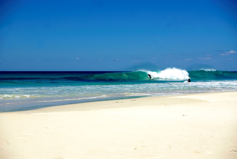 Boneyards surf break