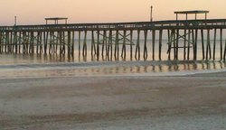 low surf, Fernandina Beach Pier photo