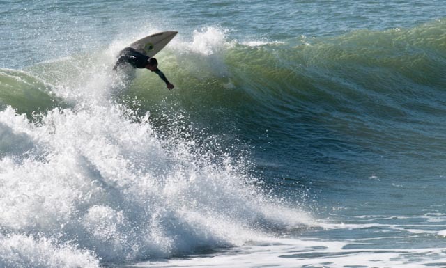 Raglan-Whale Bay break guide