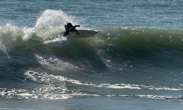 nice wave, Raglan-Whale Bay