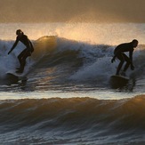Unknown surfers, Llangennith
