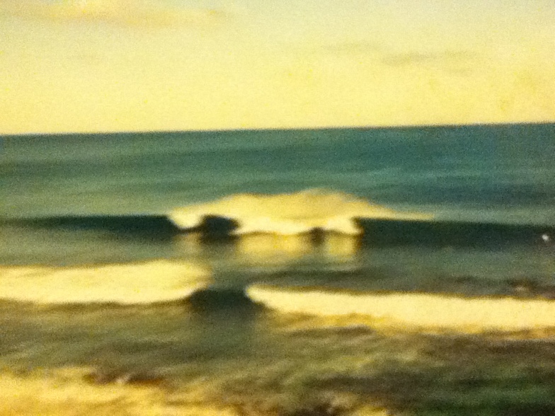 Triggs Beach Adelaide surf break