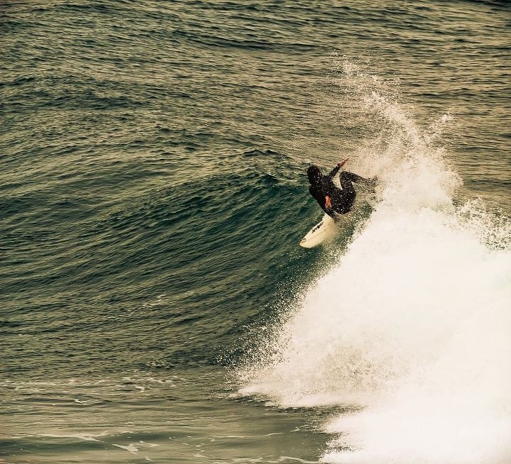 NME surf team rider Robbie Ledbetter, Pacific City/Cape Kiwanda