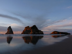 Wharariki Beach photo