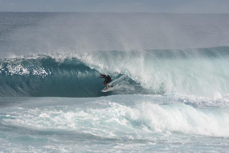 Aganoa Beach surf break