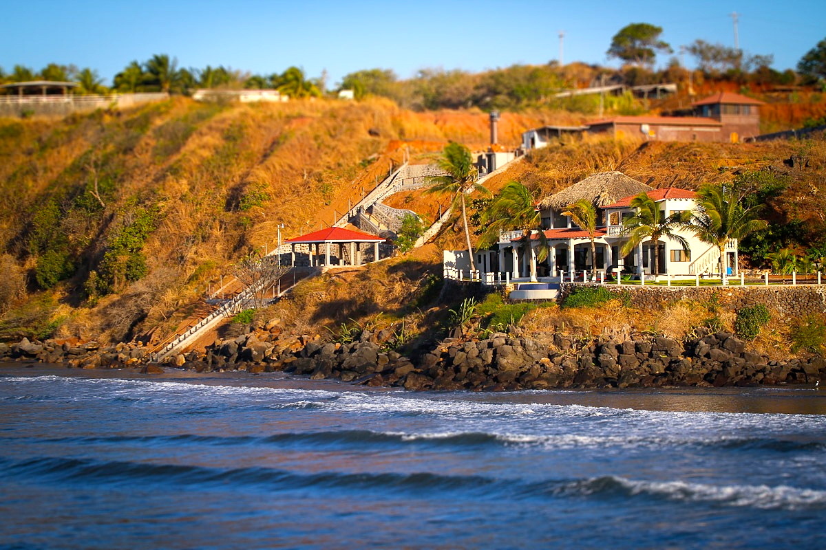 Las Flores Point Break