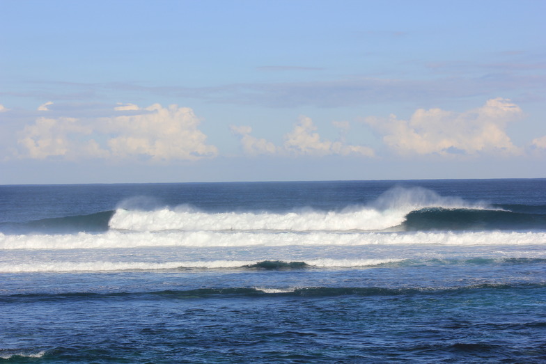 The spread, left or right at surfers point.