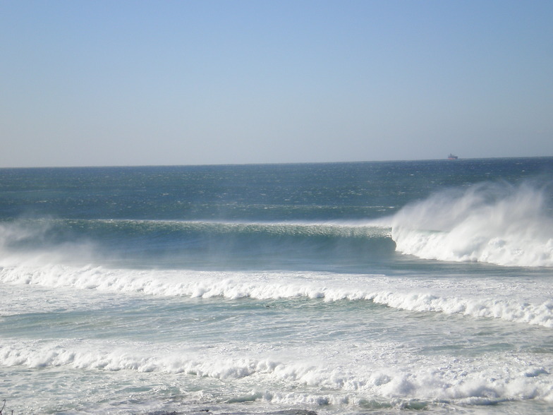 Merewether - Ladies surf break