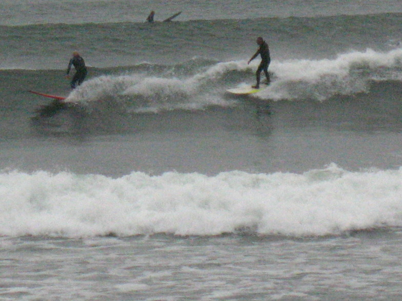 Lahinch Strand surf break