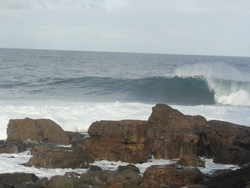 Clean wave at Shipstern Bluff photo