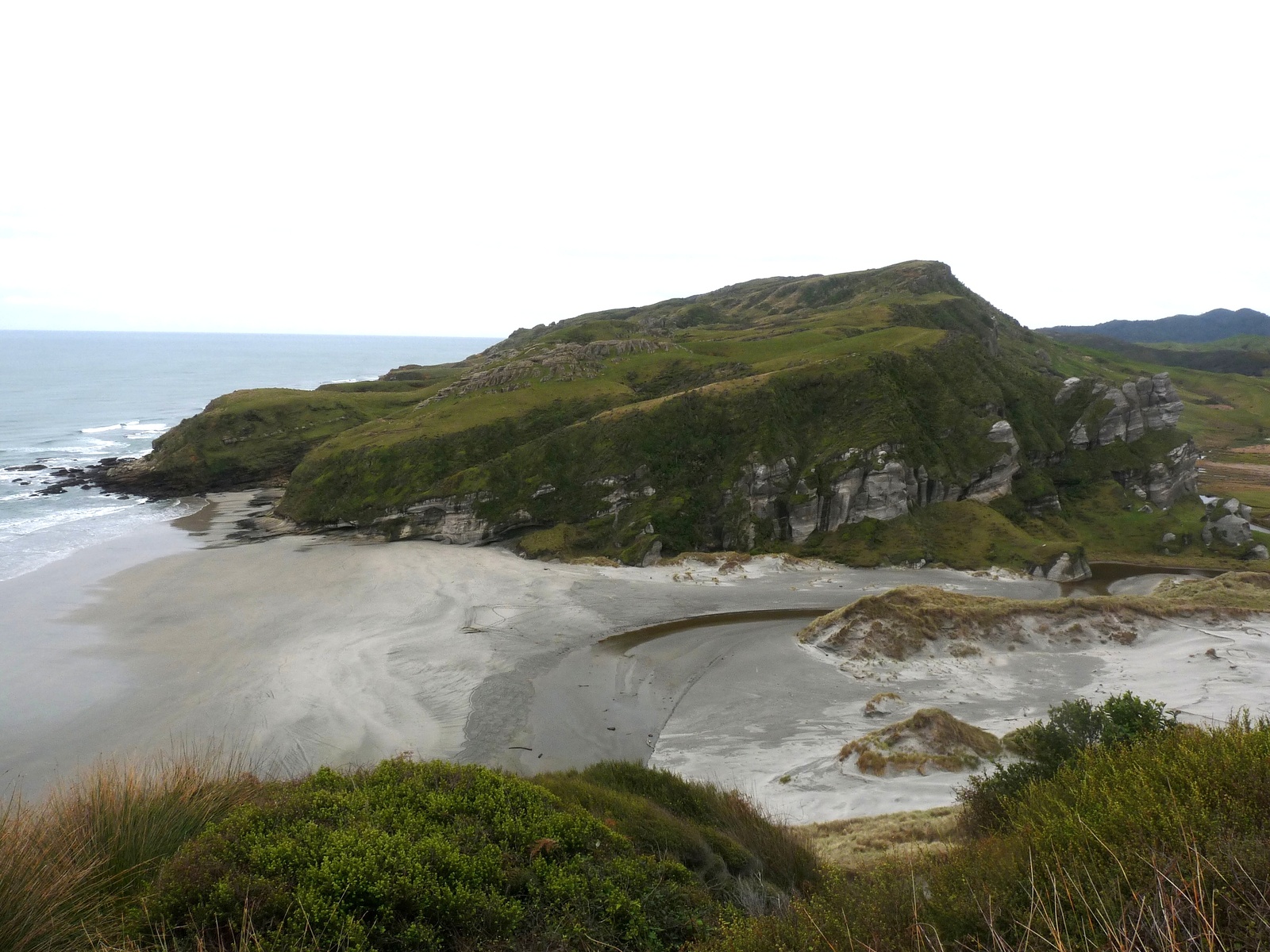Kaihoka Beach - Empty, Fergusons Beach