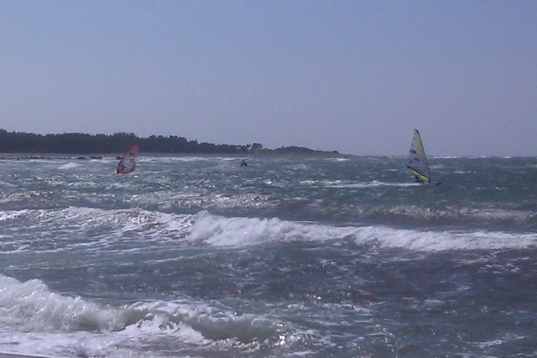 Windsurfers with 25 knots, Ristna Hiiumaa Island