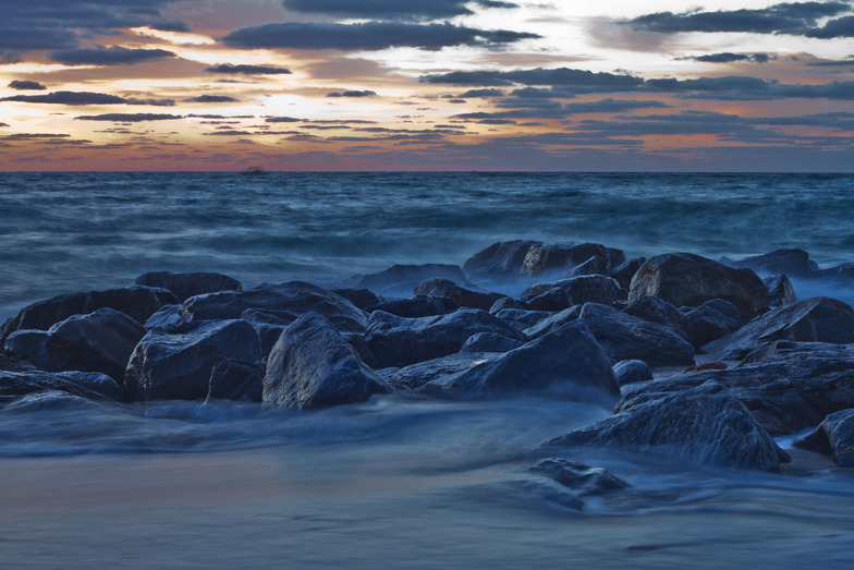 Boynton Inlet surf break