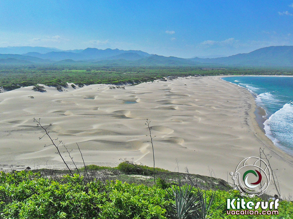 olas en oaxaca www.kitesurfvacation.com, Salina Cruz