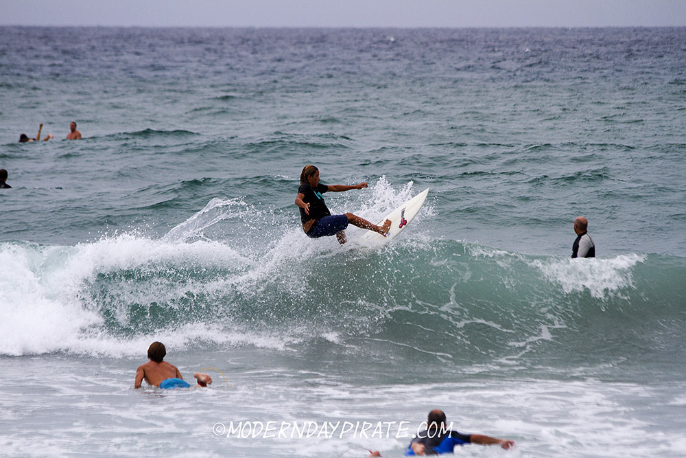 Isaac Waves, Lake Worth Pier