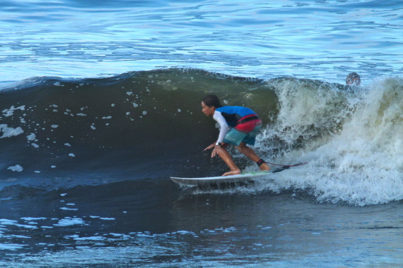 Tuncurry-North Wall surf break