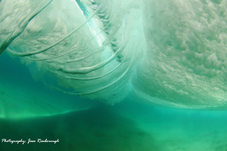 Under the ocean wave explosion!!, Margaret River Mouth