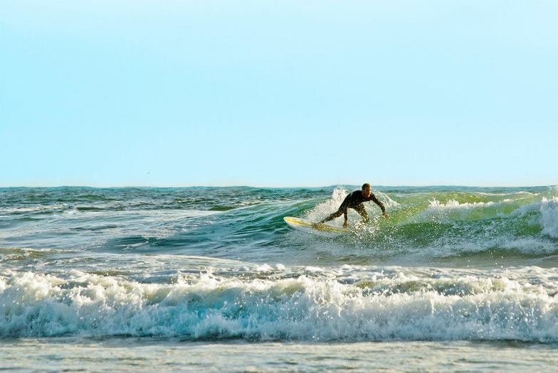 Vila Praia de Ancora surf break