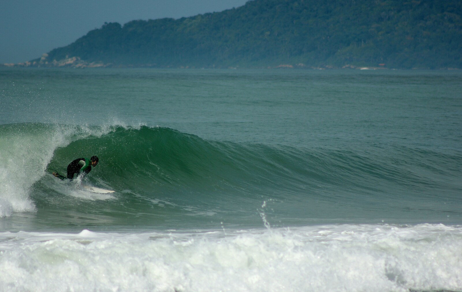 é-pi-co, Praia Brava