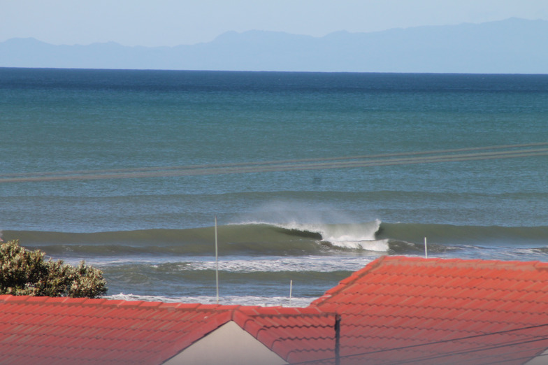 Ohope Beach surf break