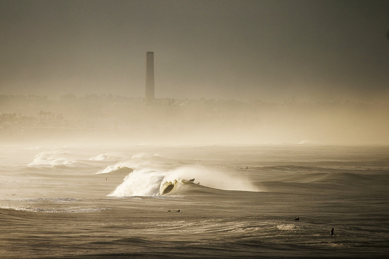 Oceanside Pier surf break