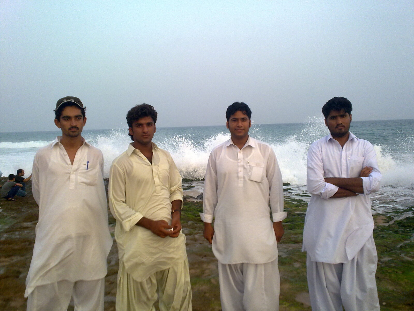 iran darya-e-buzurg, Pishukan