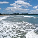 Tolaga Bay Summer Waves