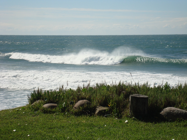 Barrinha surf break