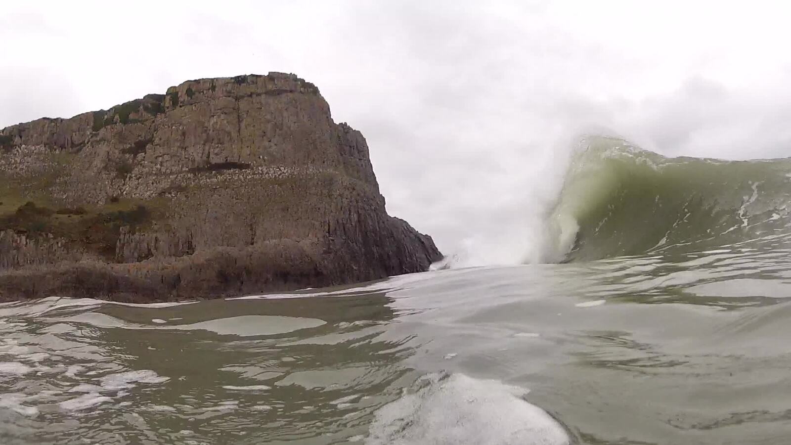 the wedge peaking, Fall Bay