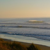 Empty Wave, Wainui Beach - Pines